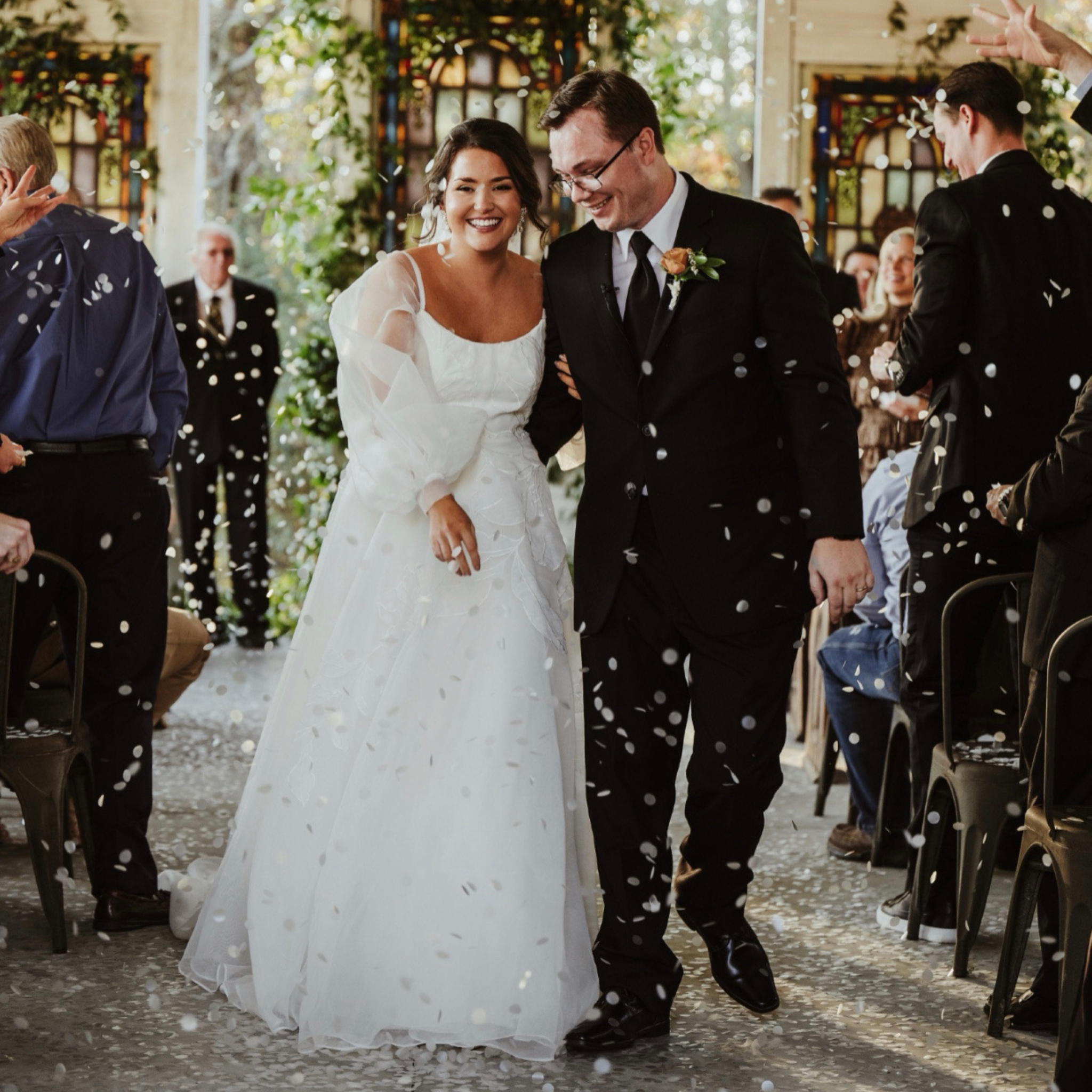 Confetti Kit with Natural Wood Cones (Confetti  Bag + Cones)