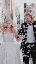 Load and play video in Gallery viewer, Circle Rice Paper Biodegradable Confetti (Bag Only)
